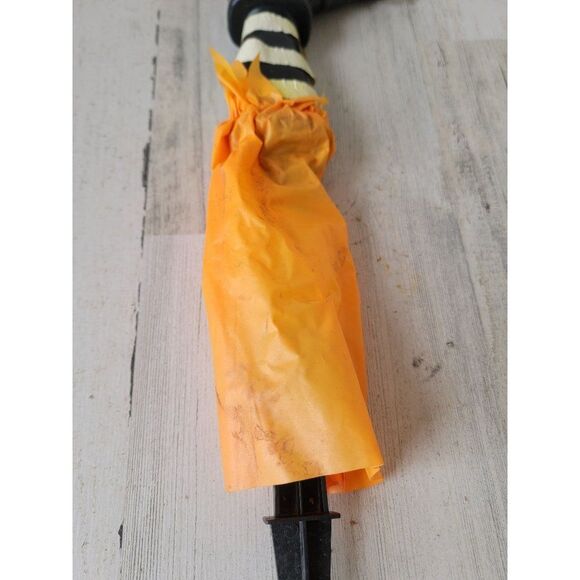 Sun Hill AS IS witch boot foot stake prop Halloween decor vintage - Picture 2 of 14